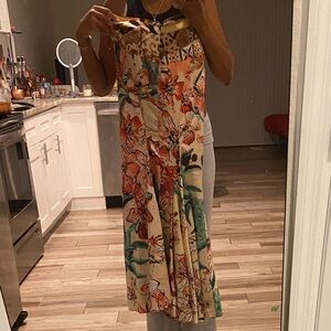 Floral MIDI dress with Multicolor Design